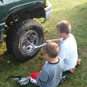 Meet your Posher, Bernard buzz